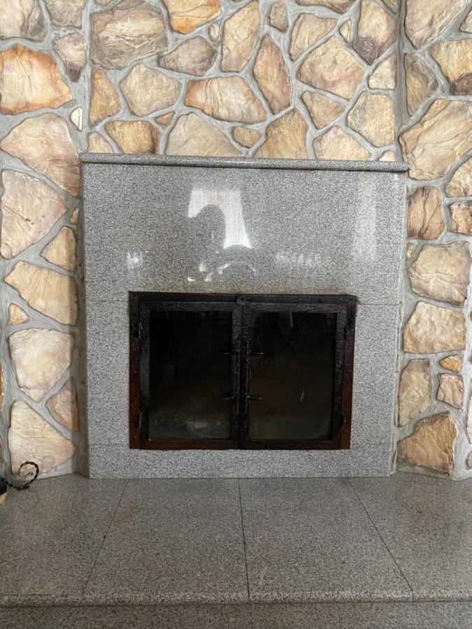 Al Baraka Bed & Breakfast Borovoe Bagian luar foto